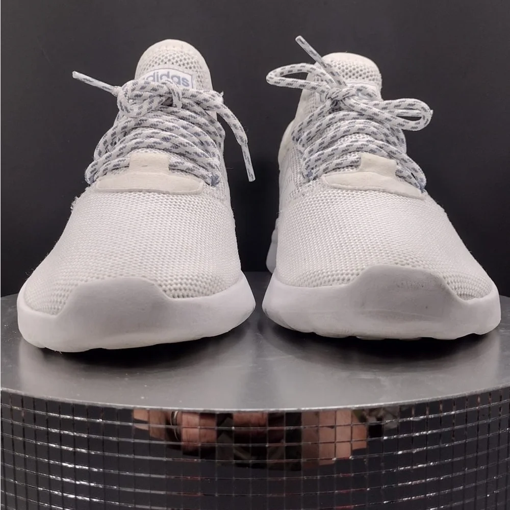 Adidas White Sneakers size 9.5 pre Owned good condition